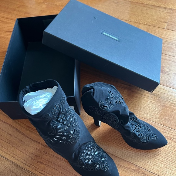 Dolce and Gabbana Winter 2016 Runway Boots - Picture 4 of 9